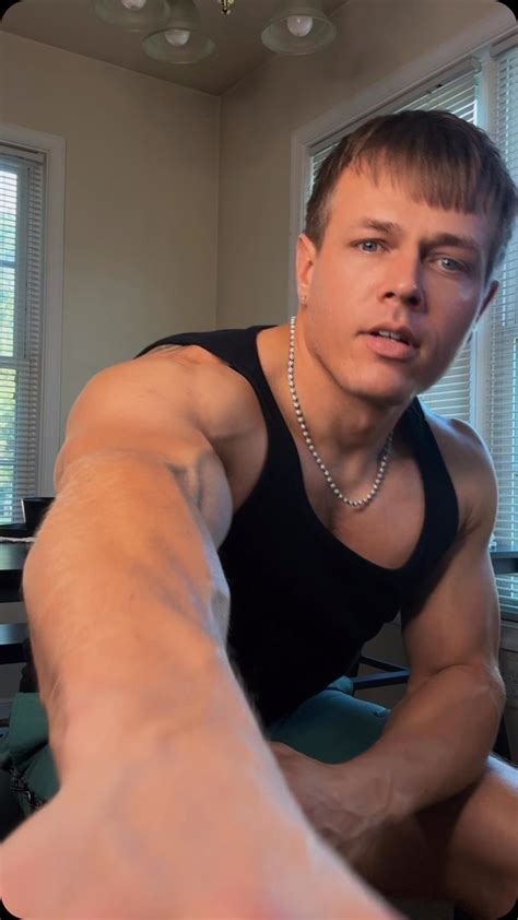 Levi Lucky (@itslevilucky) • Instagram photos and videos.